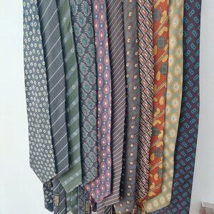 Giorgio Armani Vintage ties (Set of 11) Lot 2 of 2
